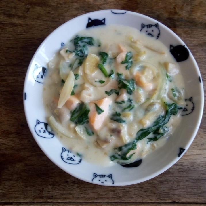 離乳食完了期 幼児食 鮭とほうれん草のクリーム煮 レシピ 作り方 By Petitpoussin 楽天レシピ 離乳食完了期 幼児食 鮭とほうれん草のクリーム煮 レシピ 作り方 By Petitpoussin 楽天レシピ